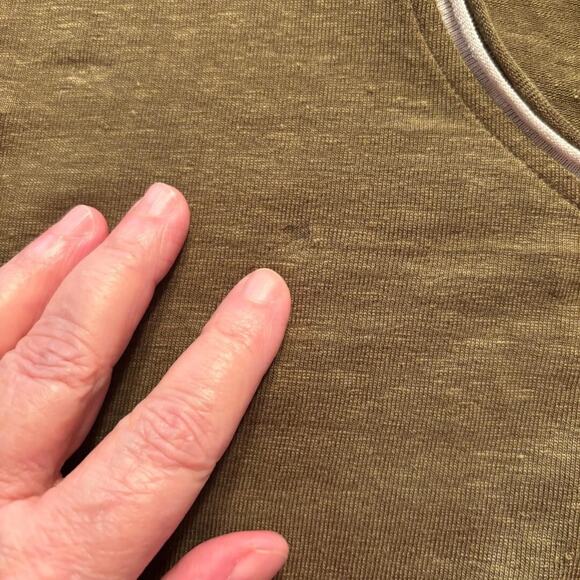 Lysse Jungle Khaki Classic Tee Short Sleeve Women's Size L 95% Linen NWT - Picture 8 of 12